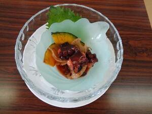 タコのコーラ煮